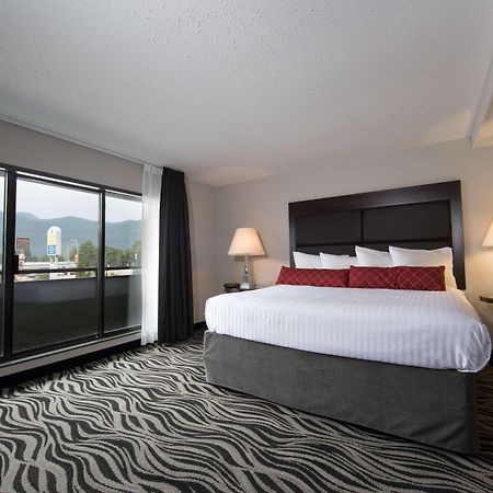 Best Western Plus Omaha Airport Inn Carter Lake Bagian luar foto
